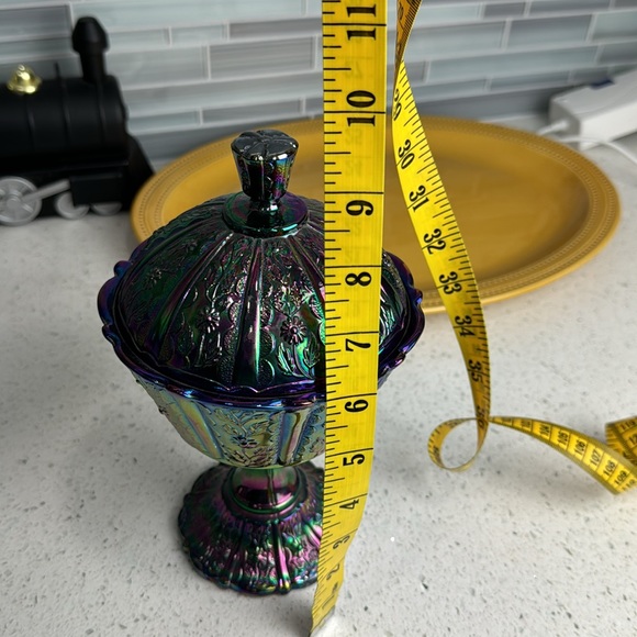 RARE Fenton Black Amethyst 1970s Carnival Glass Daisy Covered Compote Candy Dish - Picture 10 of 12